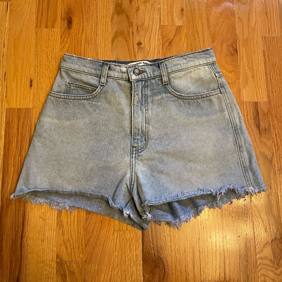 American Apparel Denim High Waisted Shorts Light Wash Raw Hem - Picture 1 of 4